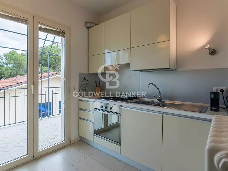 Immagine 10 di Attico in vendita  in Via Ponchielli a Riccione