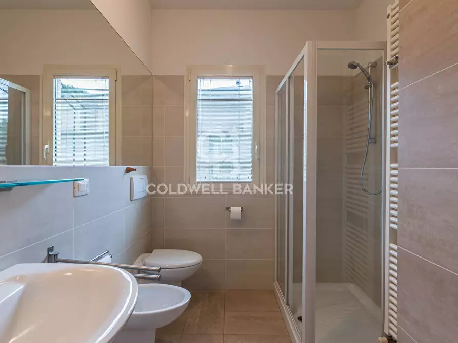 Immagine 13 di Attico in vendita  in Via Ponchielli a Riccione