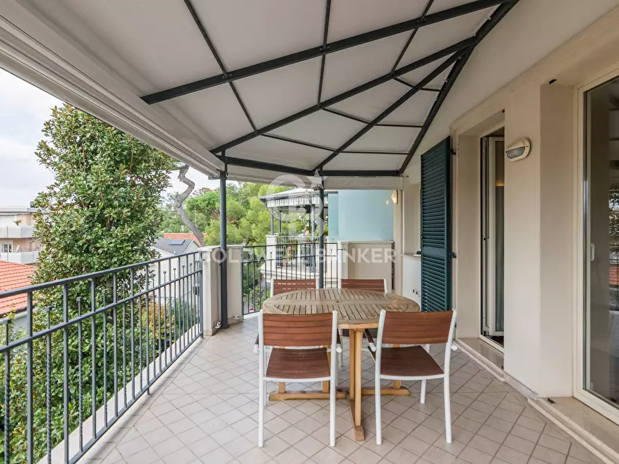 Immagine 22 di Attico in vendita  in Via Ponchielli a Riccione