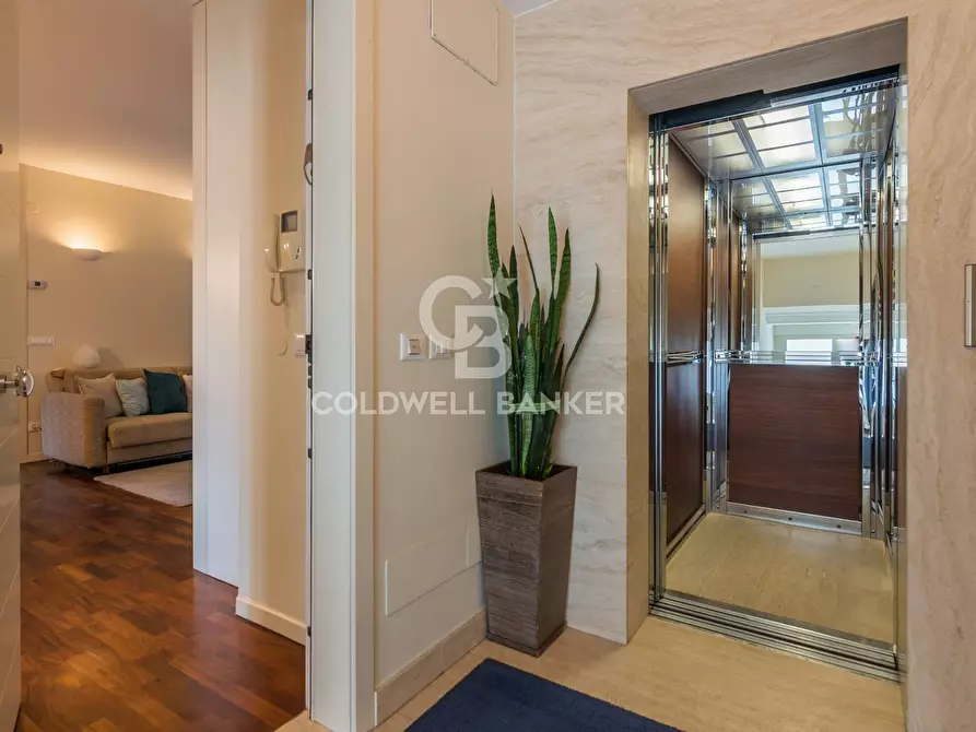 Immagine 28 di Attico in vendita  in Via Ponchielli a Riccione