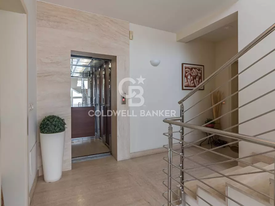 Immagine 30 di Attico in vendita  in Via Ponchielli a Riccione