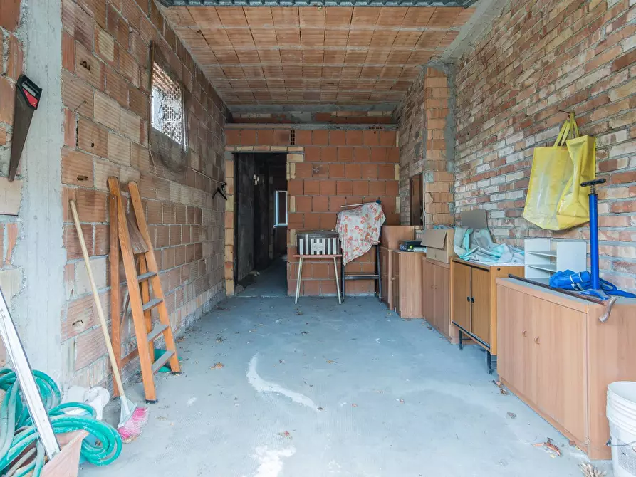 Immagine 22 di Rustico / casale in vendita  in Via Emilia Romagna a Cattolica