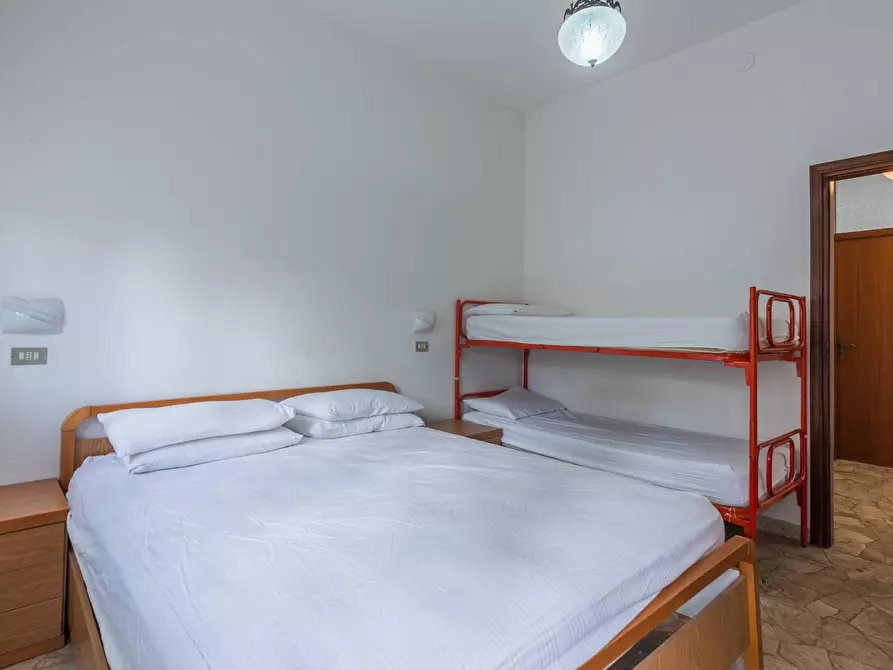 Immagine 11 di Appartamento in vendita  in Via Ala a Bellaria-Igea Marina