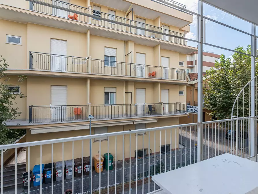 Immagine 7 di Appartamento in vendita  in Via Ala a Bellaria-Igea Marina