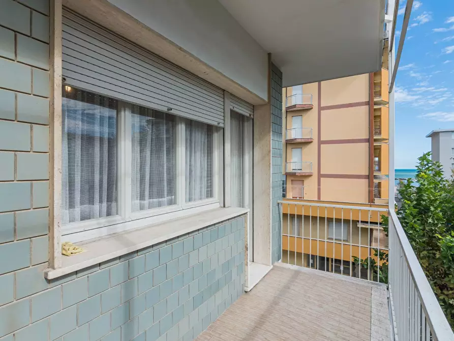 Immagine 7 di Appartamento in vendita  in Via Ala a Bellaria-Igea Marina