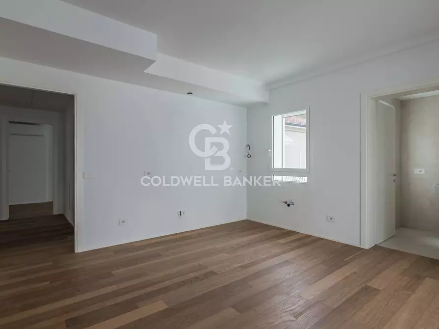 Immagine 7 di Attico in vendita  in Viale Milano a Riccione