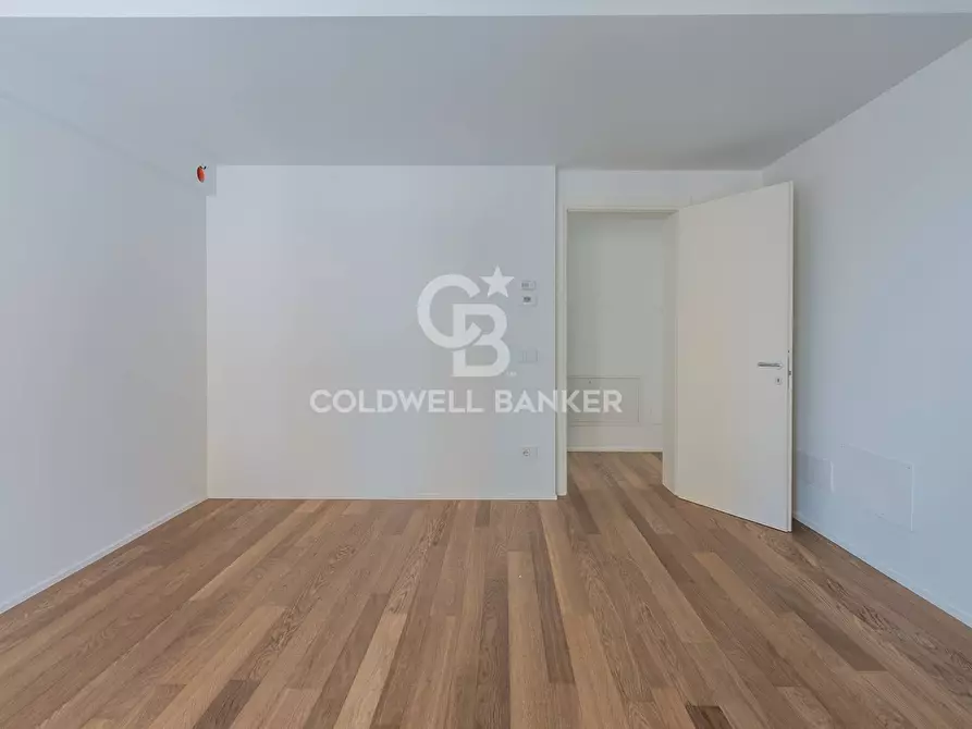 Immagine 17 di Attico in vendita  in Viale Milano a Riccione