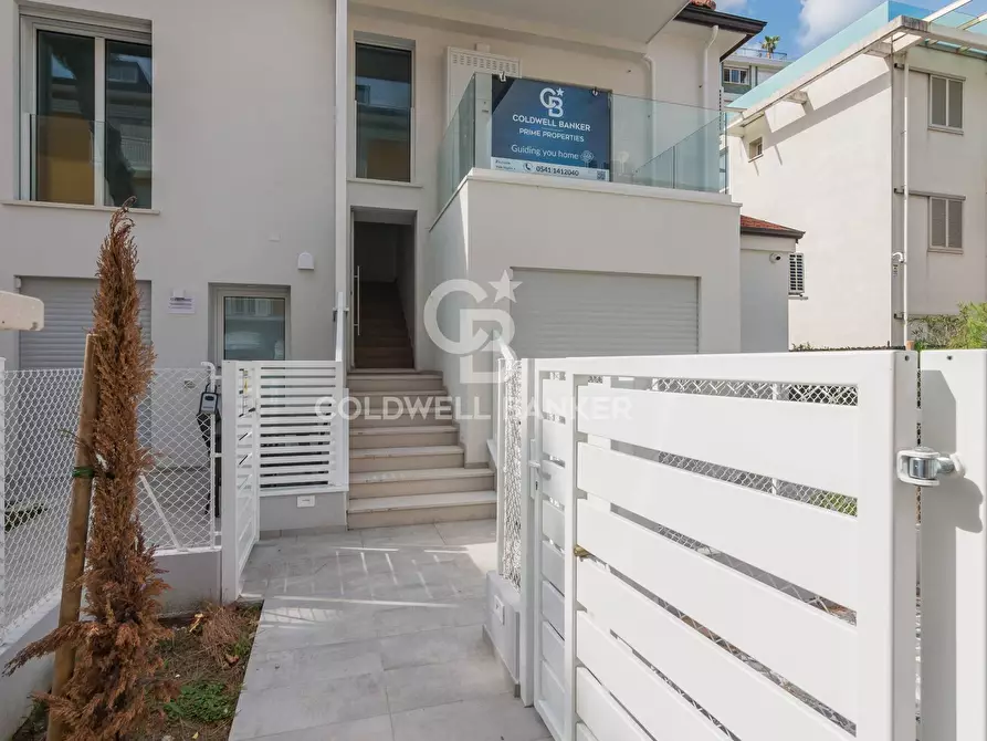 Immagine 30 di Attico in vendita  in Viale Milano a Riccione