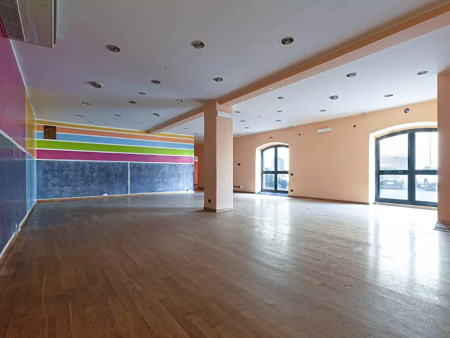 Immagine 7 di Palazzo in vendita  in Via del lavoro a Vetralla