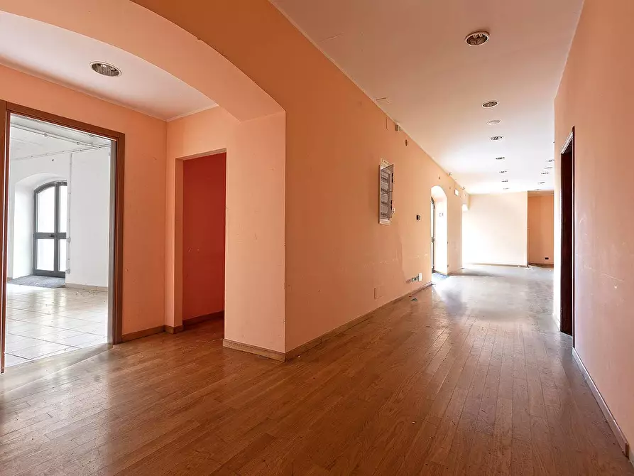 Immagine 9 di Palazzo in vendita  in Via del lavoro a Vetralla