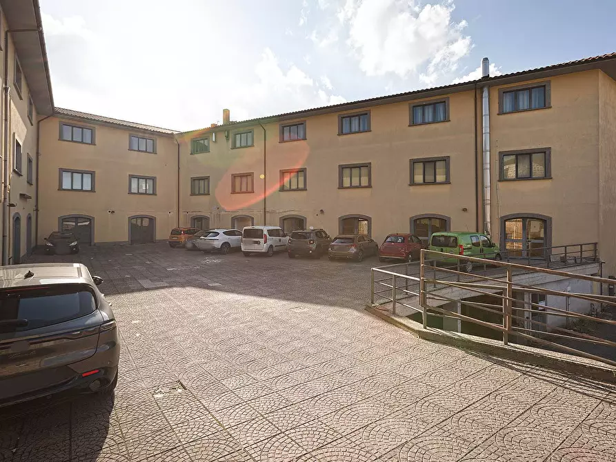 Immagine 15 di Palazzo in vendita  in Via del lavoro a Vetralla