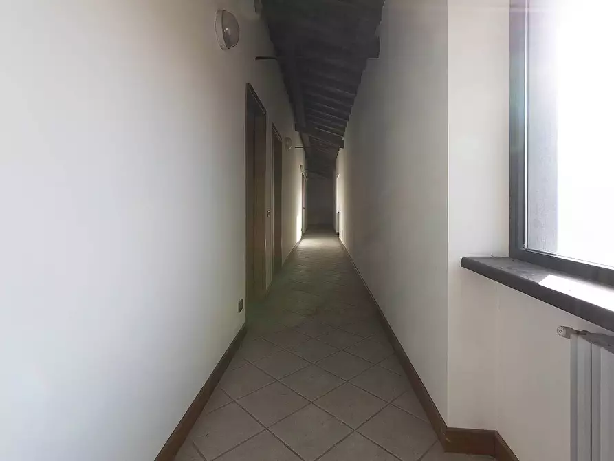 Immagine 26 di Palazzo in vendita  in Via del lavoro a Vetralla