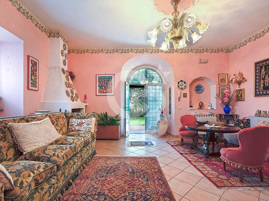 Immagine 6 di Villa in vendita  in Strada Piscin di Polvere a Viterbo