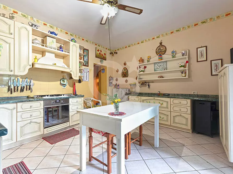 Immagine 16 di Villa in vendita  in Strada Piscin di Polvere a Viterbo