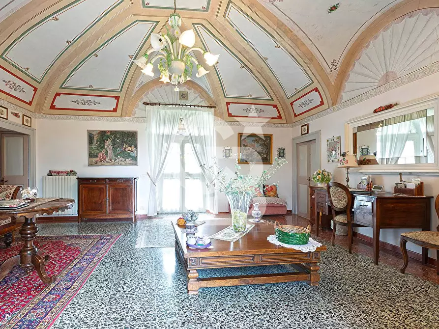 Immagine 17 di Villa in vendita  in Strada Piscin di Polvere a Viterbo