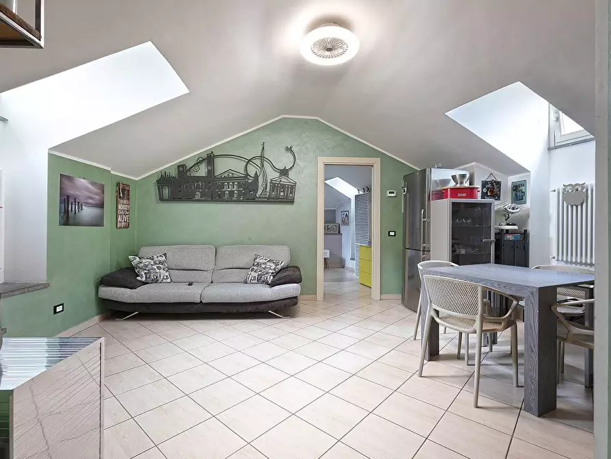 Immagine 3 di Appartamento in vendita  in Via Salicicchia a Viterbo