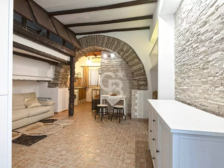 Immagine 1 di Appartamento in vendita  in Via dei Tignosi a Viterbo