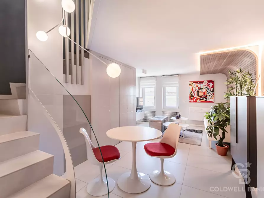 Immagine 2 di Appartamento in vendita  in Via Archimede a Roma