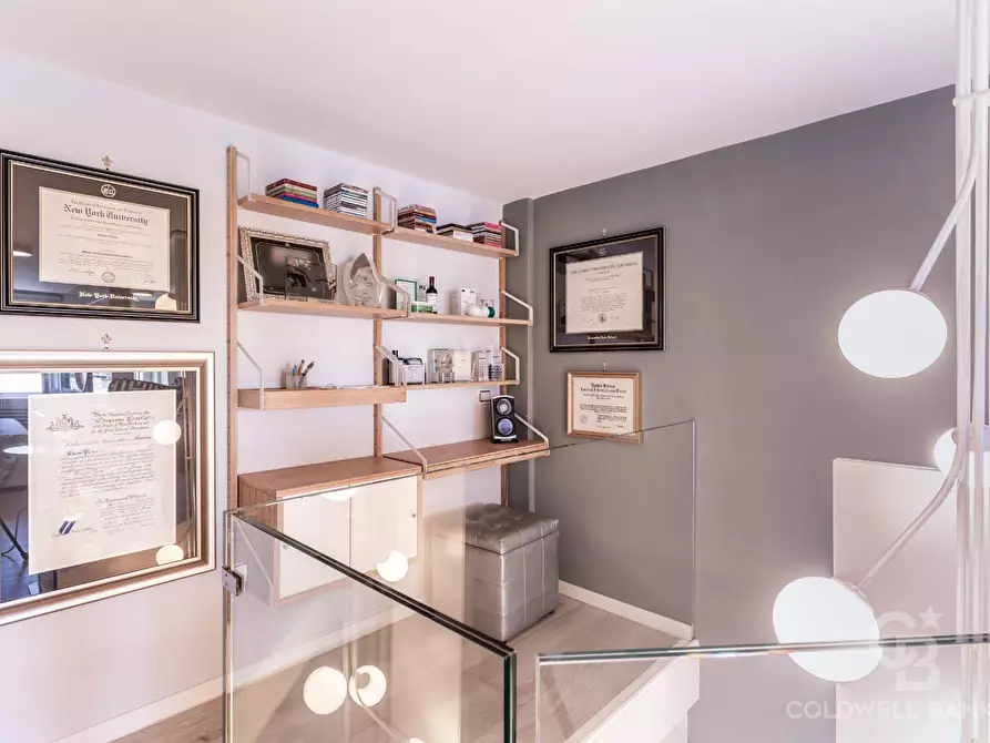 Immagine 11 di Appartamento in vendita  in Via Archimede a Roma