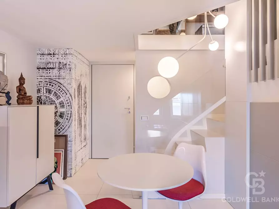 Immagine 5 di Appartamento in vendita  in Via Archimede a Roma