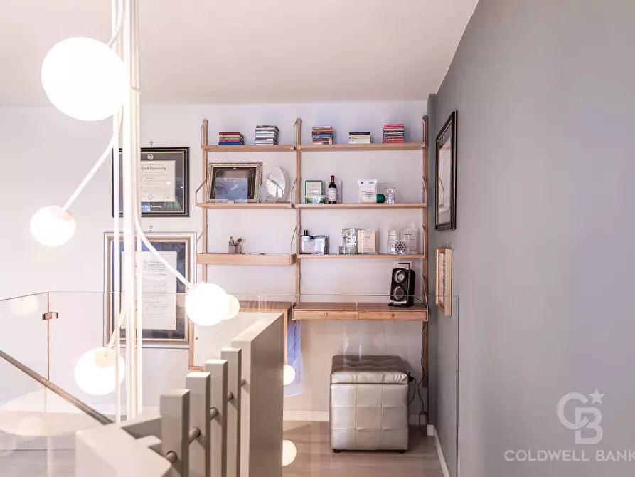 Immagine 18 di Appartamento in vendita  in Via Archimede a Roma