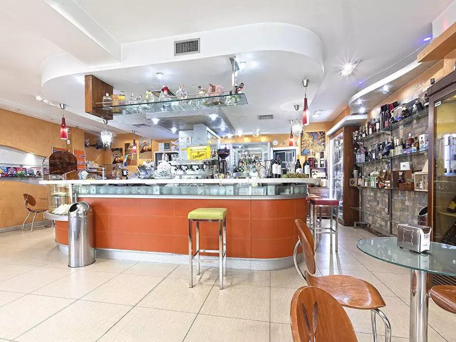 Immagine 6 di Attività commerciale in vendita  in Via Leonardo Murialdo a Viterbo