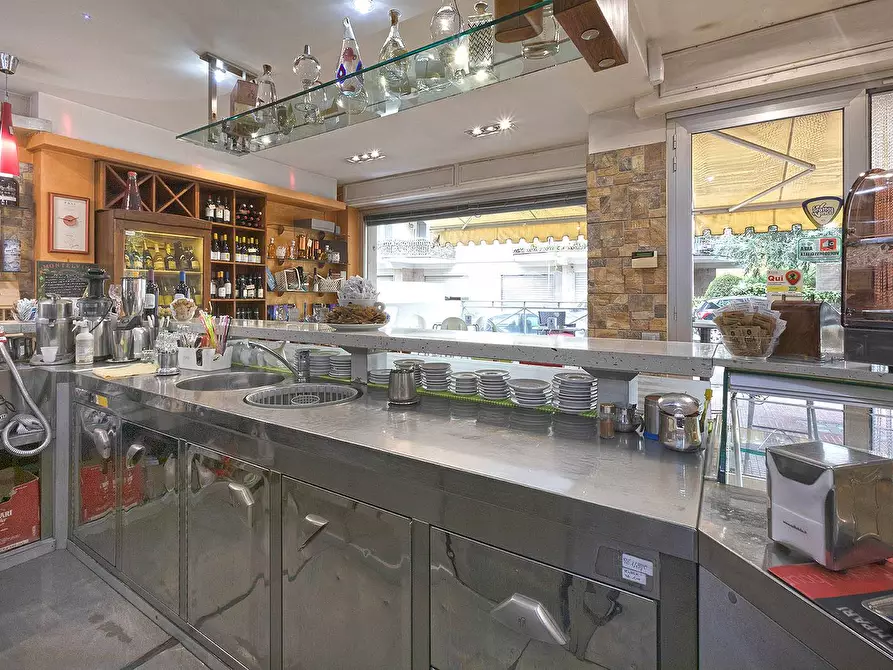 Immagine 13 di Attività commerciale in vendita  in Via Leonardo Murialdo a Viterbo