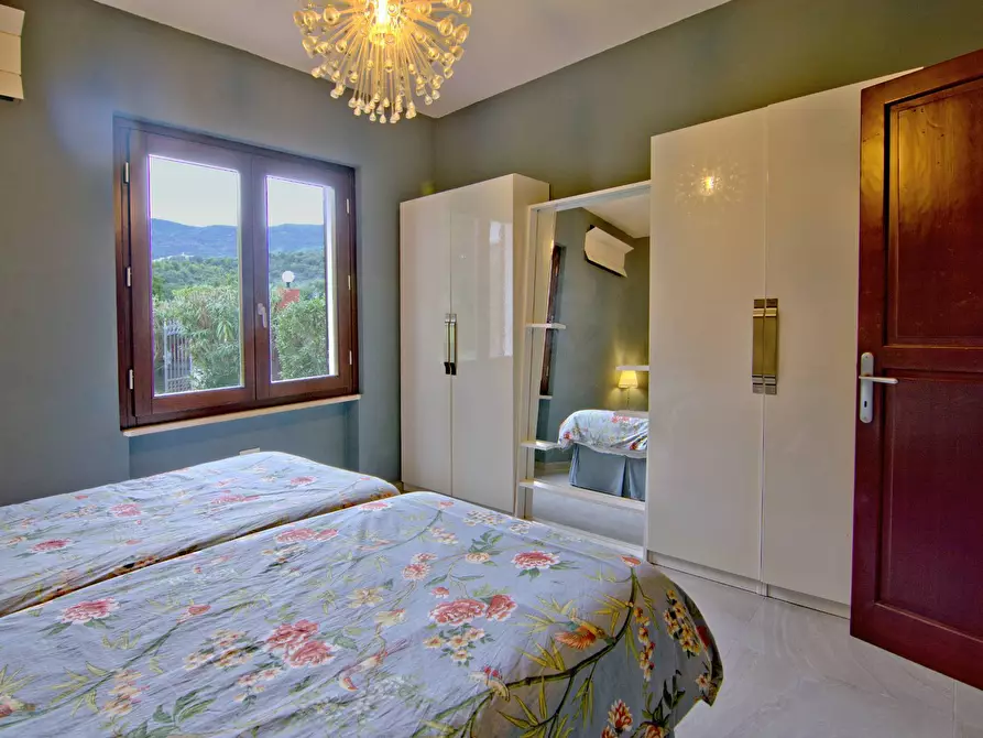 Immagine 24 di Villa in vendita  in Via della Pruniccia a Campo Nell'elba