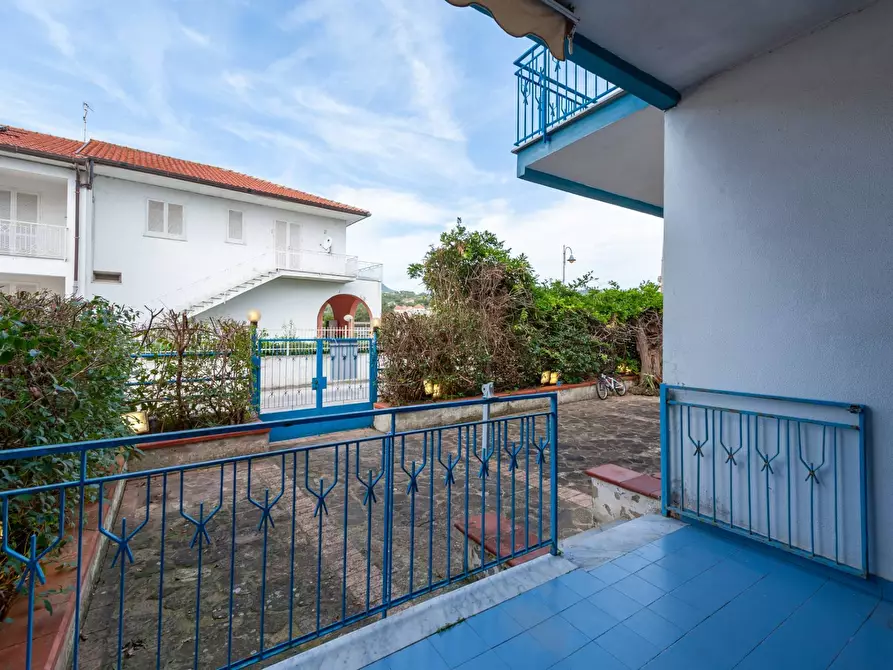 Immagine 6 di Appartamento in vendita  in Via delle Lampare a Casal Velino