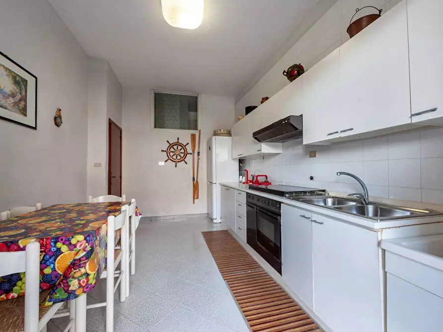 Immagine 13 di Appartamento in vendita  in Via delle Lampare a Casal Velino