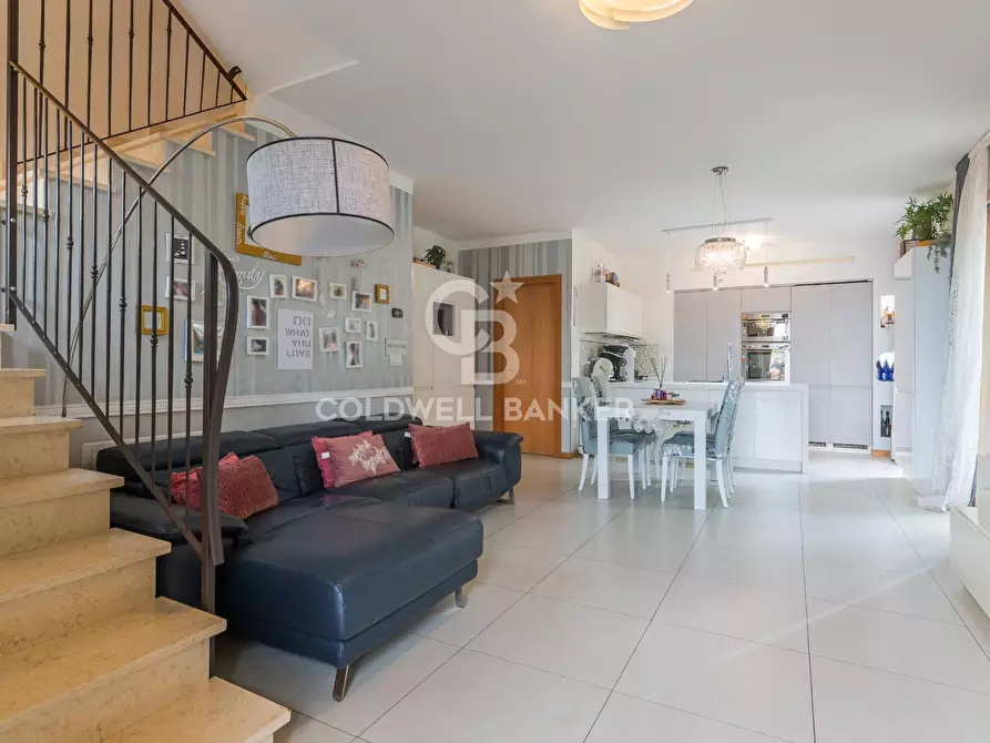 Immagine 2 di Villa in vendita  in Via ventisette gennaio a Coriano