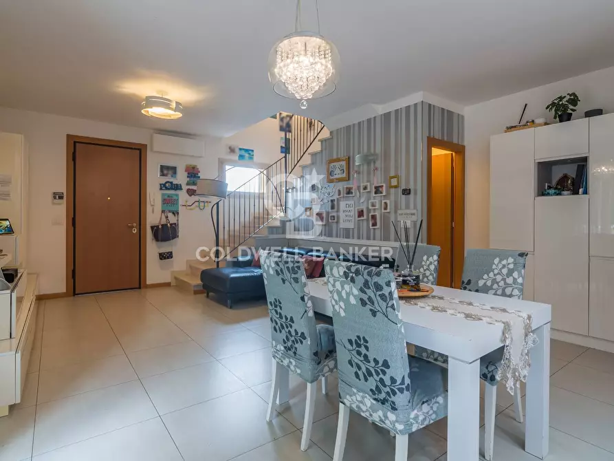 Immagine 6 di Villa in vendita  in Via ventisette gennaio a Coriano