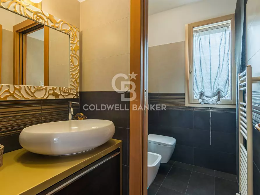 Immagine 16 di Villa in vendita  in Via ventisette gennaio a Coriano