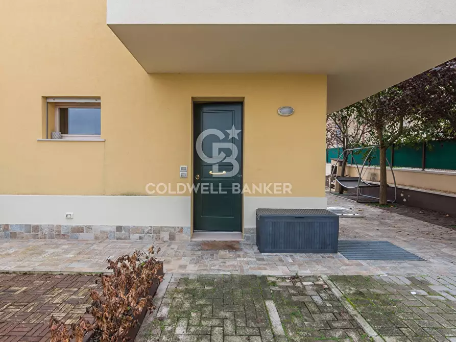 Immagine 17 di Villa in vendita  in Via ventisette gennaio a Coriano