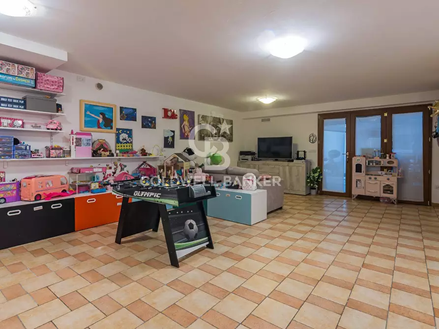 Immagine 29 di Villa in vendita  in Via ventisette gennaio a Coriano