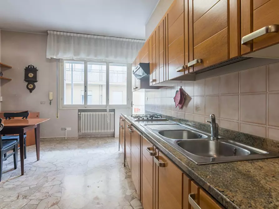 Immagine 3 di Appartamento in vendita  in Via Ala a Bellaria-Igea Marina