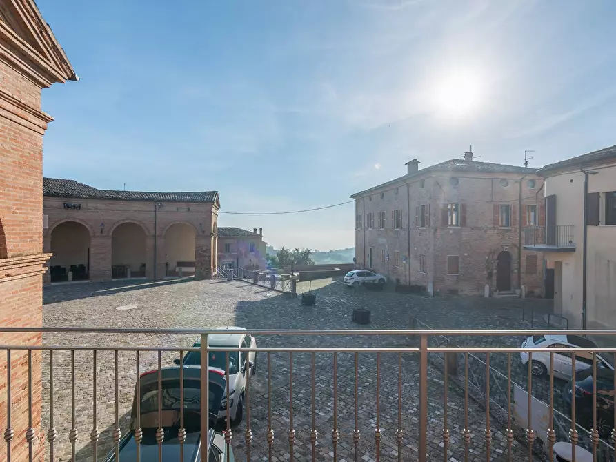 Immagine 12 di Palazzo in vendita  in Via Piazza Maggiore a Mondaino