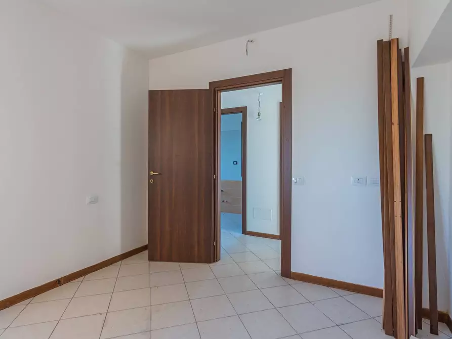 Immagine 21 di Palazzo in vendita  in Via Piazza Maggiore a Mondaino