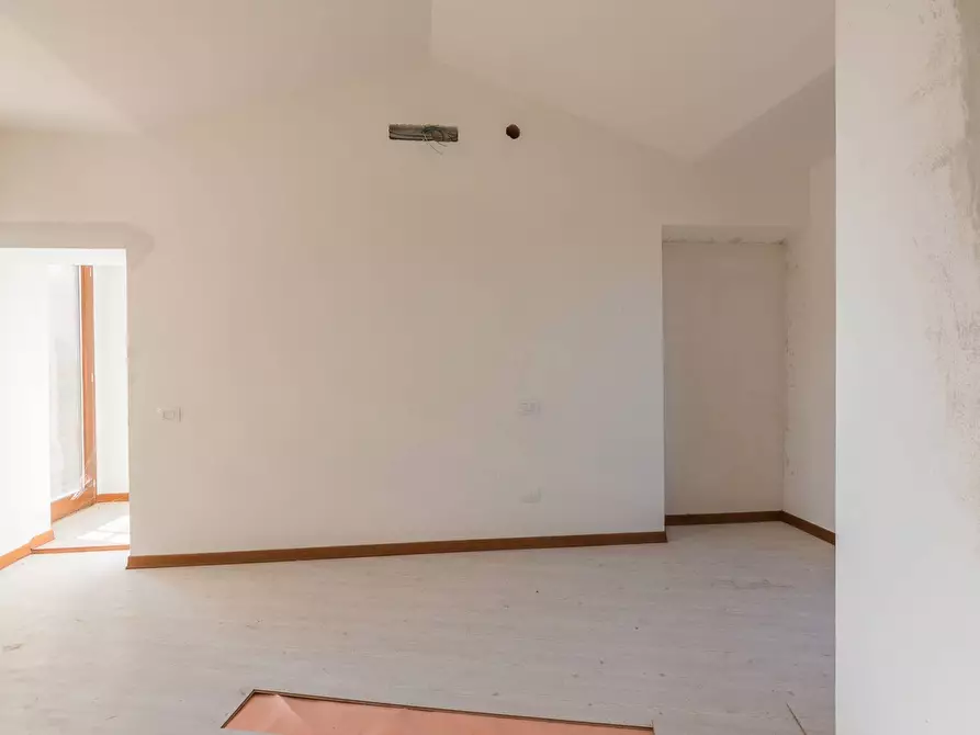 Immagine 7 di Appartamento in vendita  in Via Piazza Maggiore a Mondaino