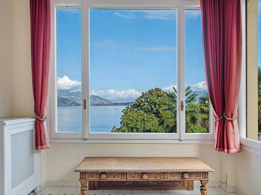 Immagine 12 di Villa in vendita  in via Sempione a Baveno