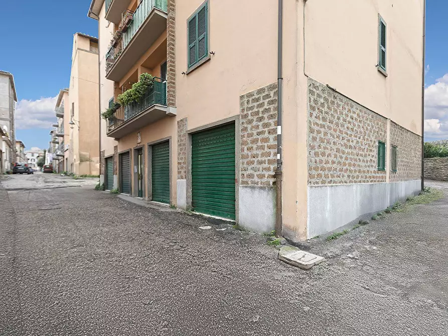 Immagine 24 di Appartamento in vendita  in Via Scotolatori a Viterbo