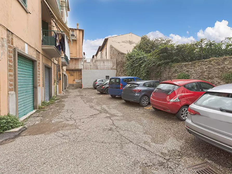 Immagine 25 di Appartamento in vendita  in Via Scotolatori a Viterbo