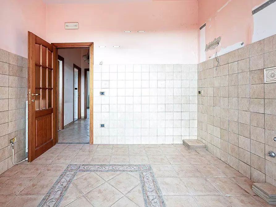 Immagine 17 di Appartamento in vendita  in Via Scotolatori a Viterbo