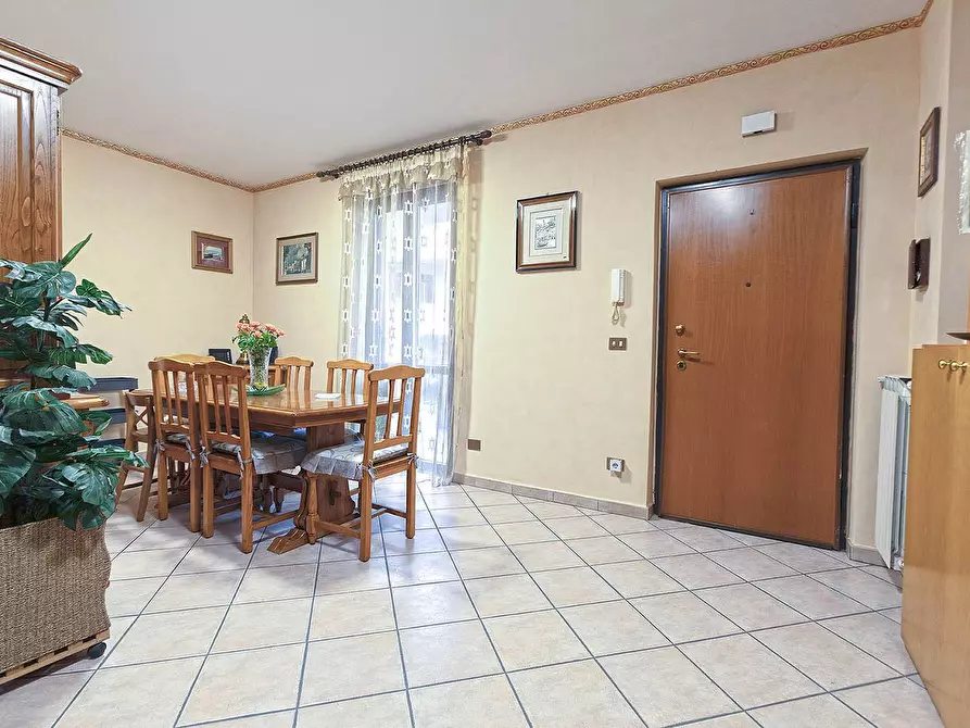 Immagine 3 di Villetta a schiera in vendita  in Via Italo Calvino a Vitorchiano