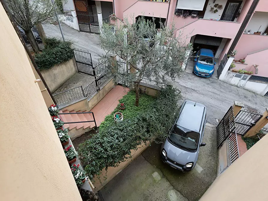 Immagine 26 di Villetta a schiera in vendita  in Via Italo Calvino a Vitorchiano