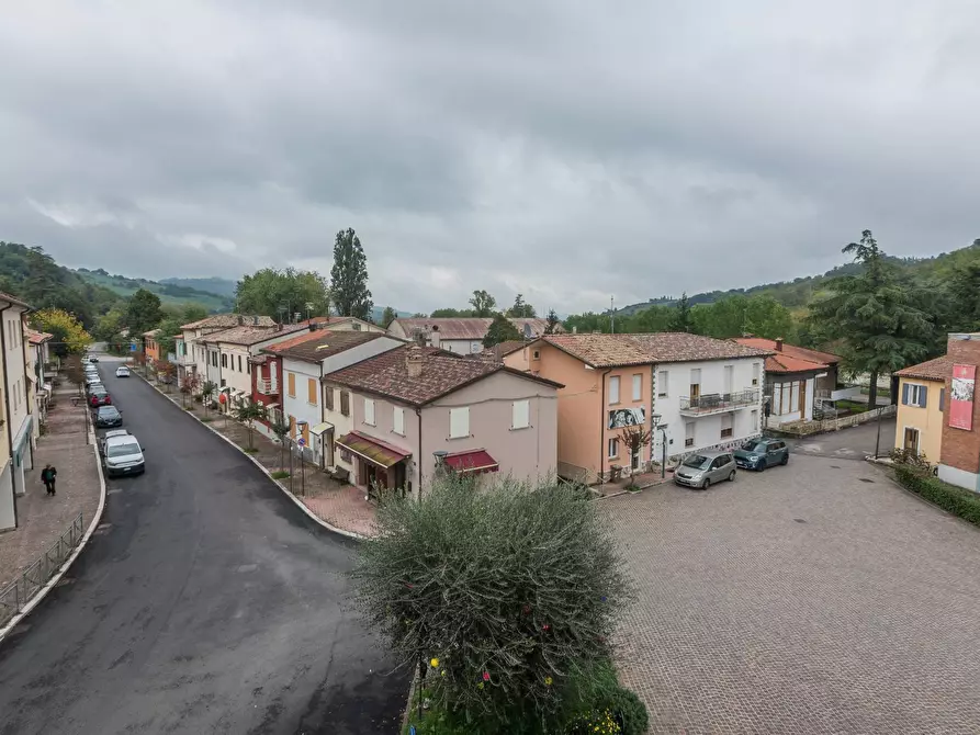 Immagine 22 di Palazzo in vendita  in Piazza Rossini a Mercatino Conca