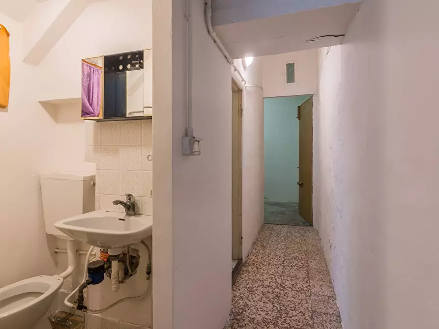 Immagine 28 di Palazzo in vendita  in Piazza Rossini a Mercatino Conca