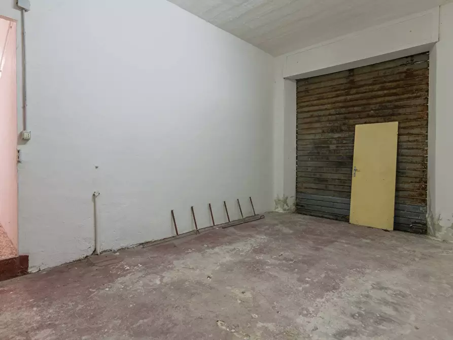 Immagine 29 di Palazzo in vendita  in Piazza Rossini a Mercatino Conca