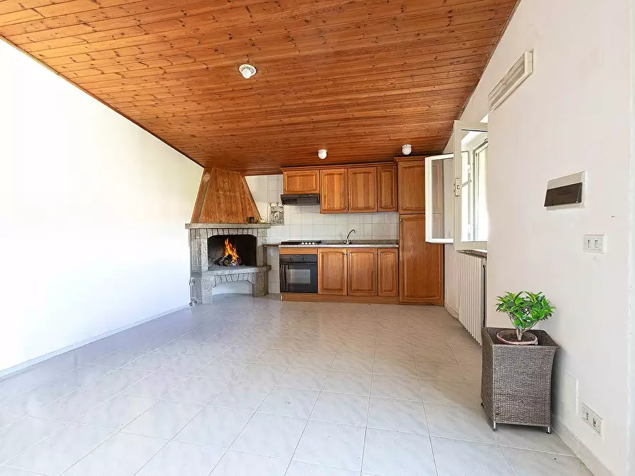 Immagine 2 di Appartamento in vendita  in Via Dolomiti a Vitorchiano