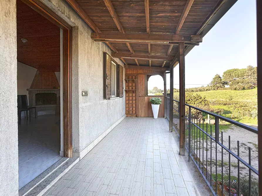 Immagine 11 di Appartamento in vendita  in Via Dolomiti a Vitorchiano